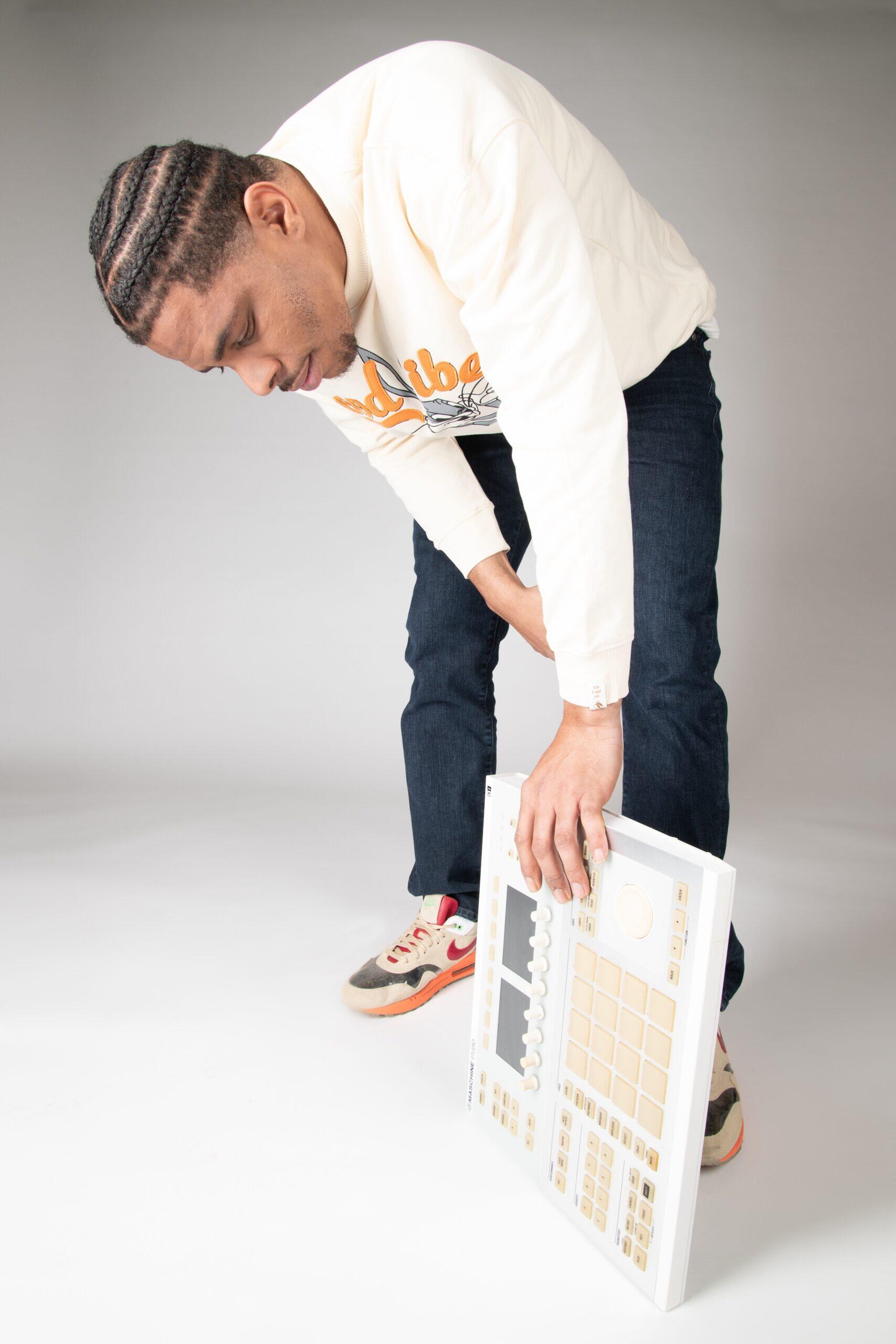 A Spectrum of Dynamic Hip Hop Compositions - Complex Theory Mesmerizes with New Album ‘Halcyon Dayz’