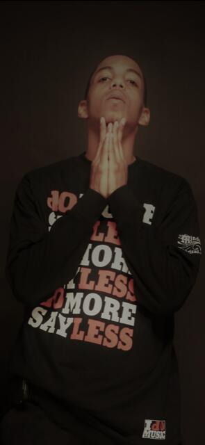 An Independent Artist Blending Different Genres: Introducing to the World Sleep Skee