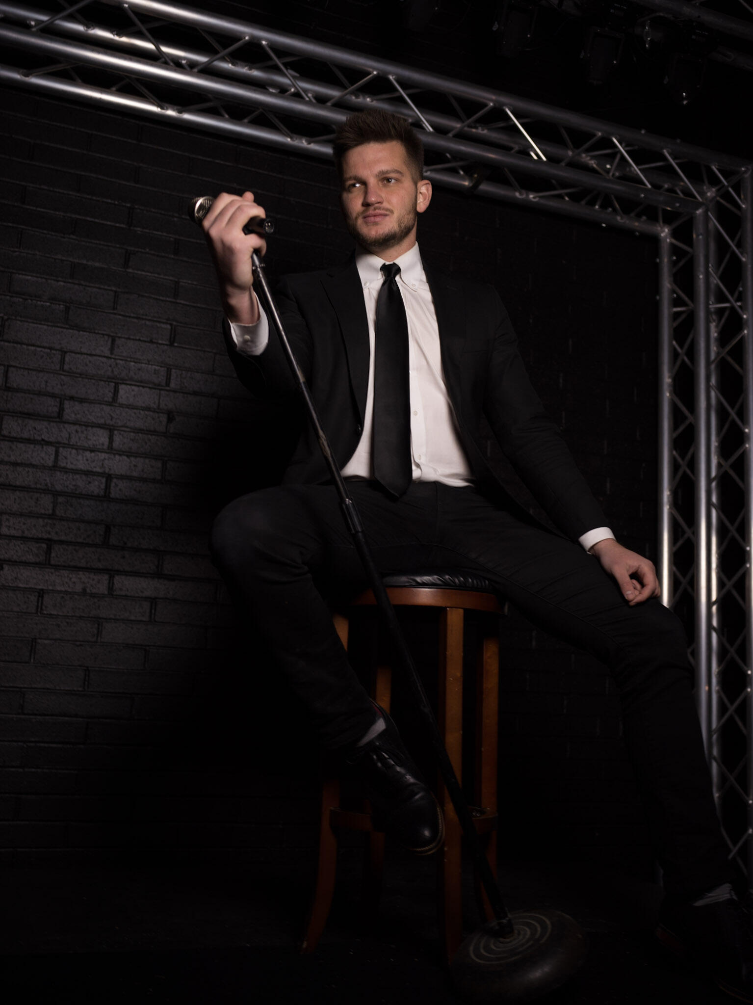 Hayden Grove aims to ensure fans are “Feeling Good” with new album