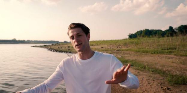 Hendy Premieres Emotional Ballad With “Emerald” Music Video