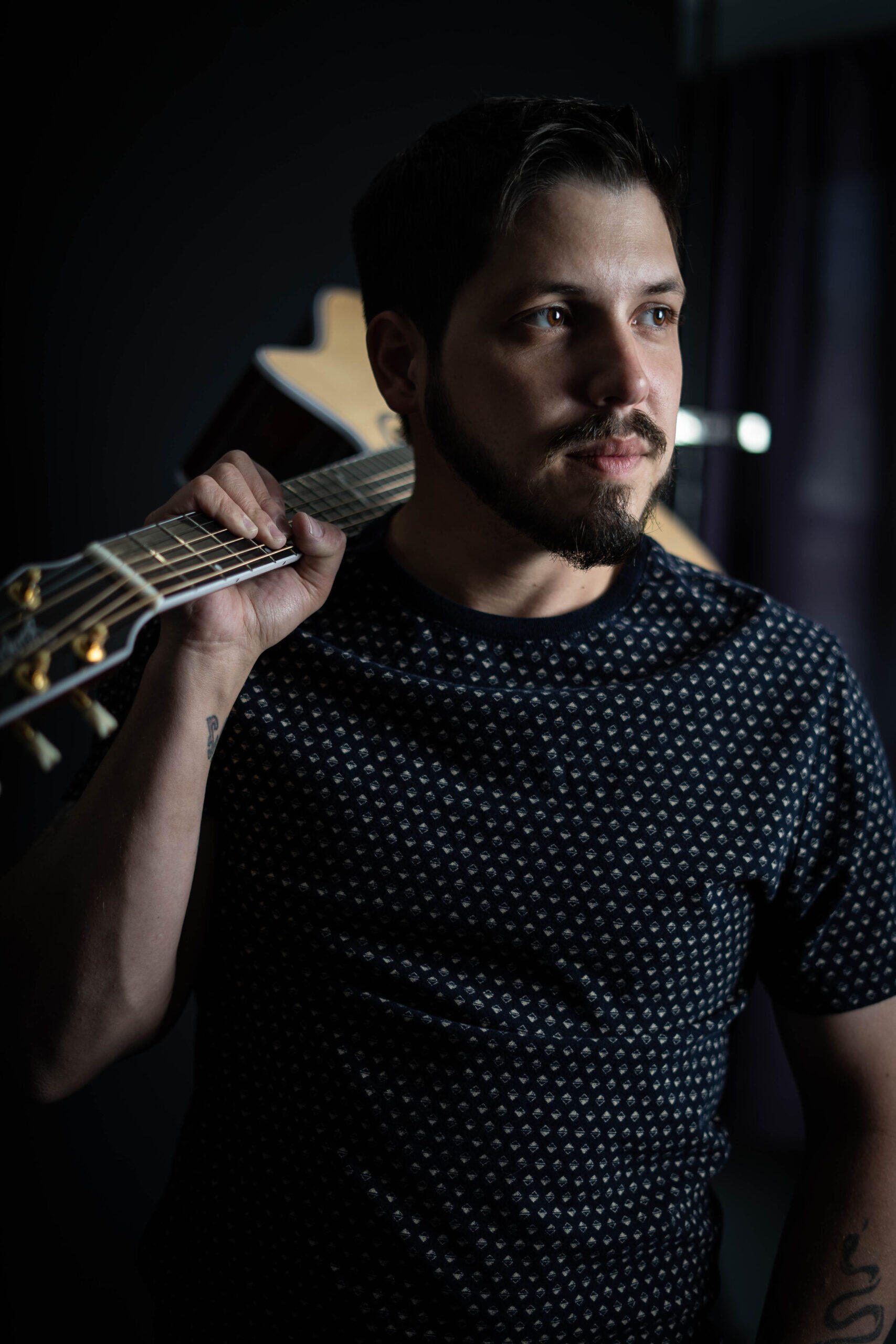 Infusing Passionate Rock With Country Folk Music – Rising Artist Justin Turk Astounds With Latest EP