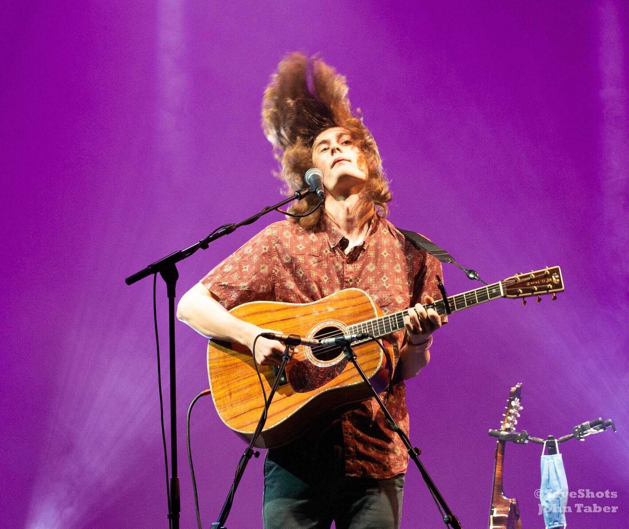 Kyle Ledson Announces Album Release, 'Left It All Behind'