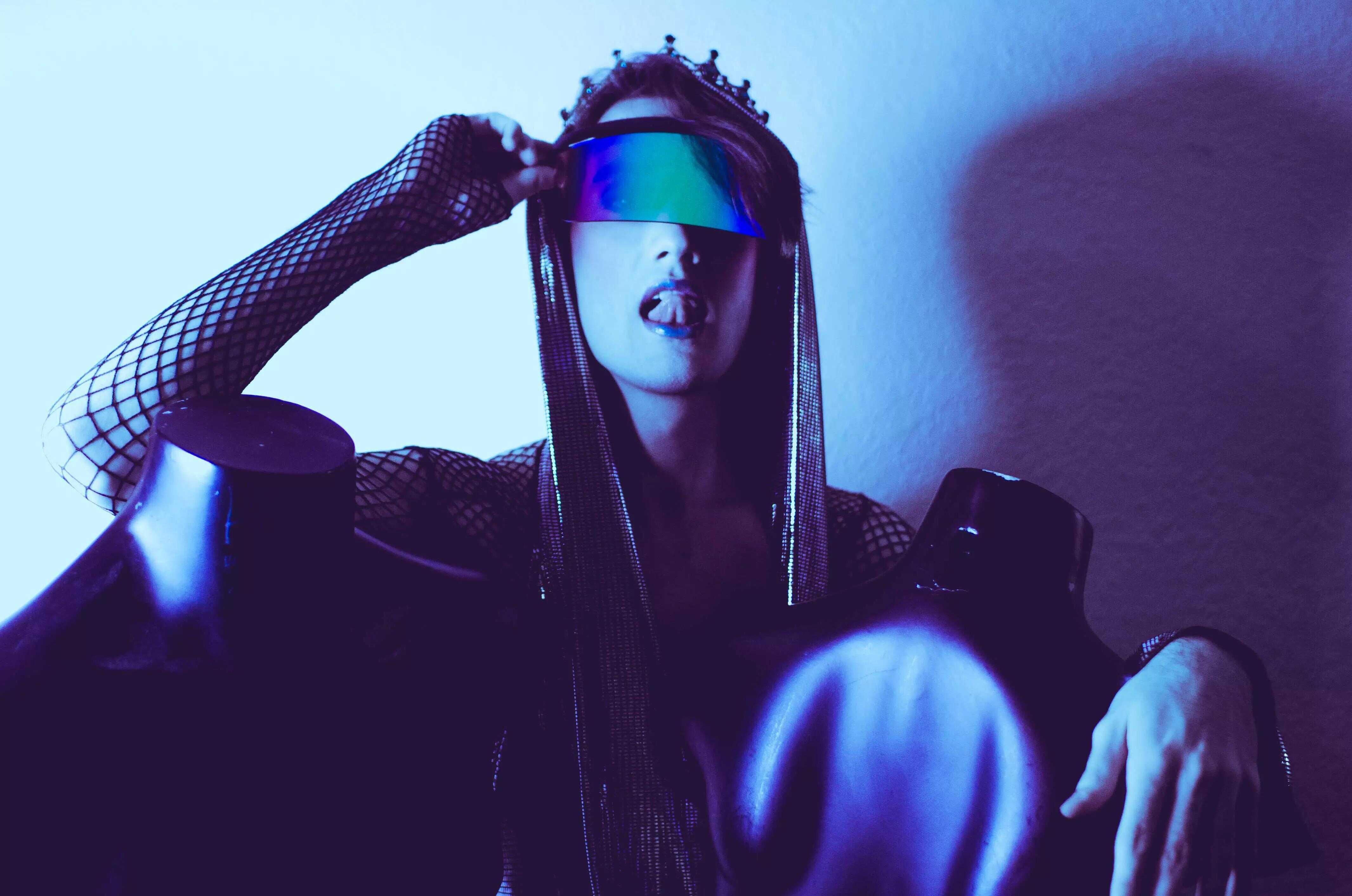 Nonbinary Artist Your Majesty Oriana Presents 'Queen'