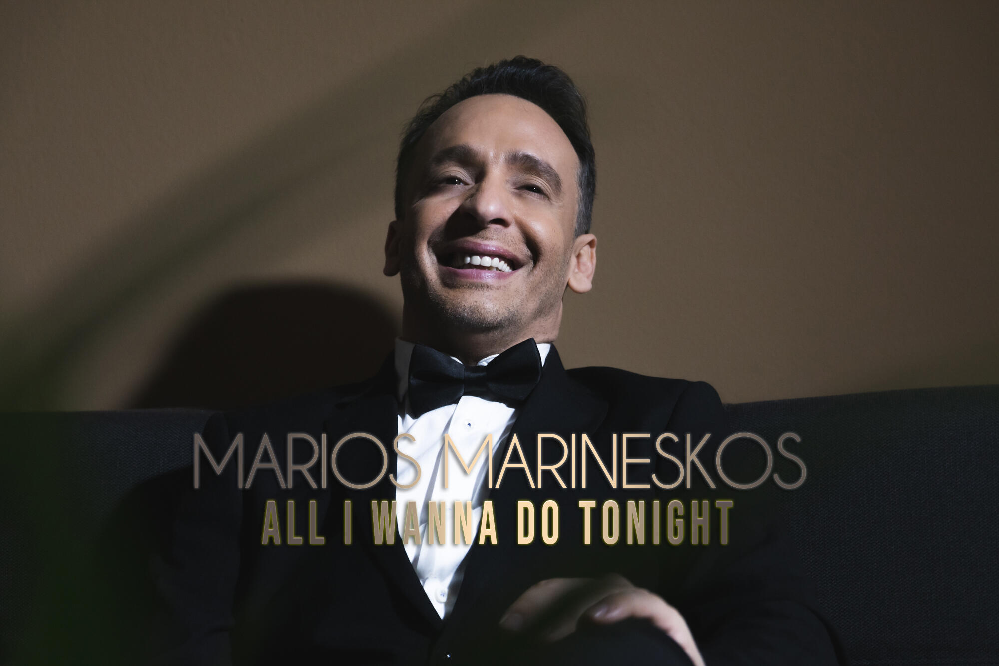 Presenting Marios Marineskos, a Romanian Greek Singer/Songwriter
