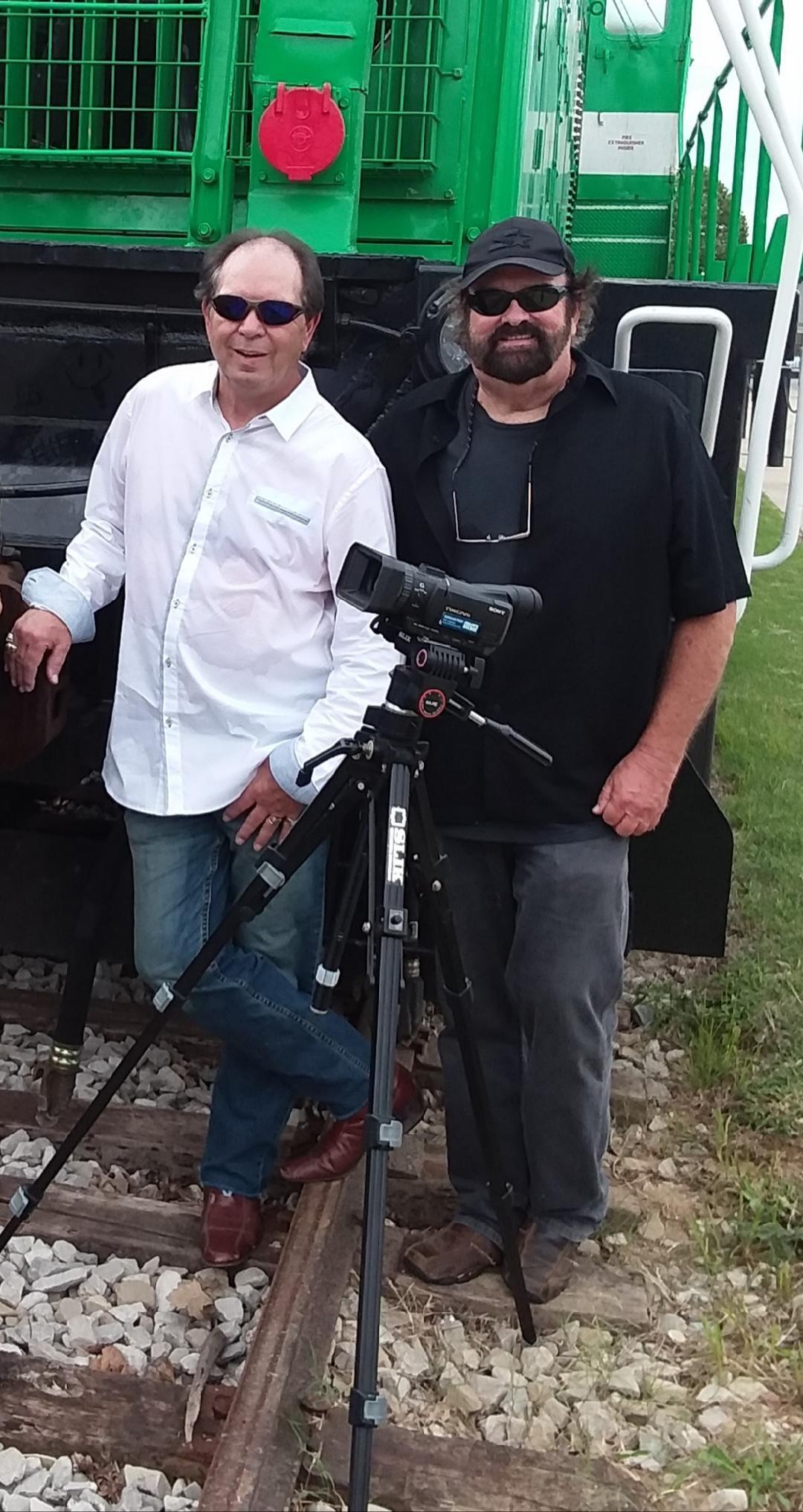 Producer Neal James and Singer/songwriter Bill Hicks drop a new blues single and video of the song “I'm Watchin' You”.