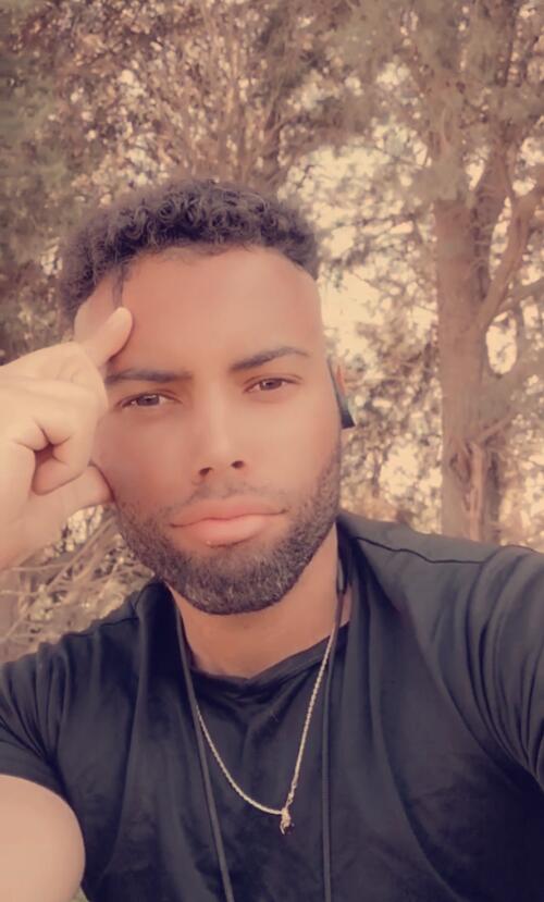 RAYCHILLOUT Releases New Single, “Tropical Vibe”