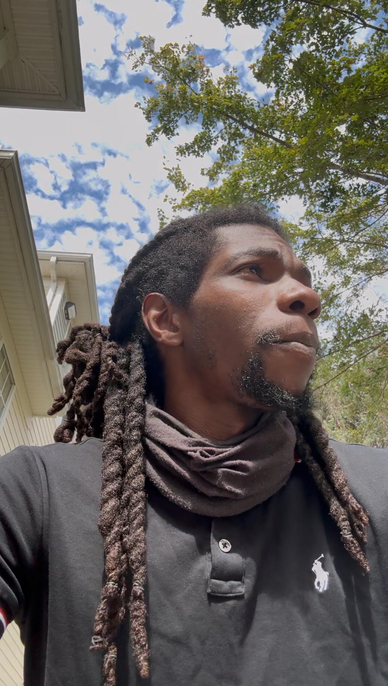 That1DuDe Unleashes New Single “Mhmm” Featuring His Daughter: A Vivid Exploration of Life and Love