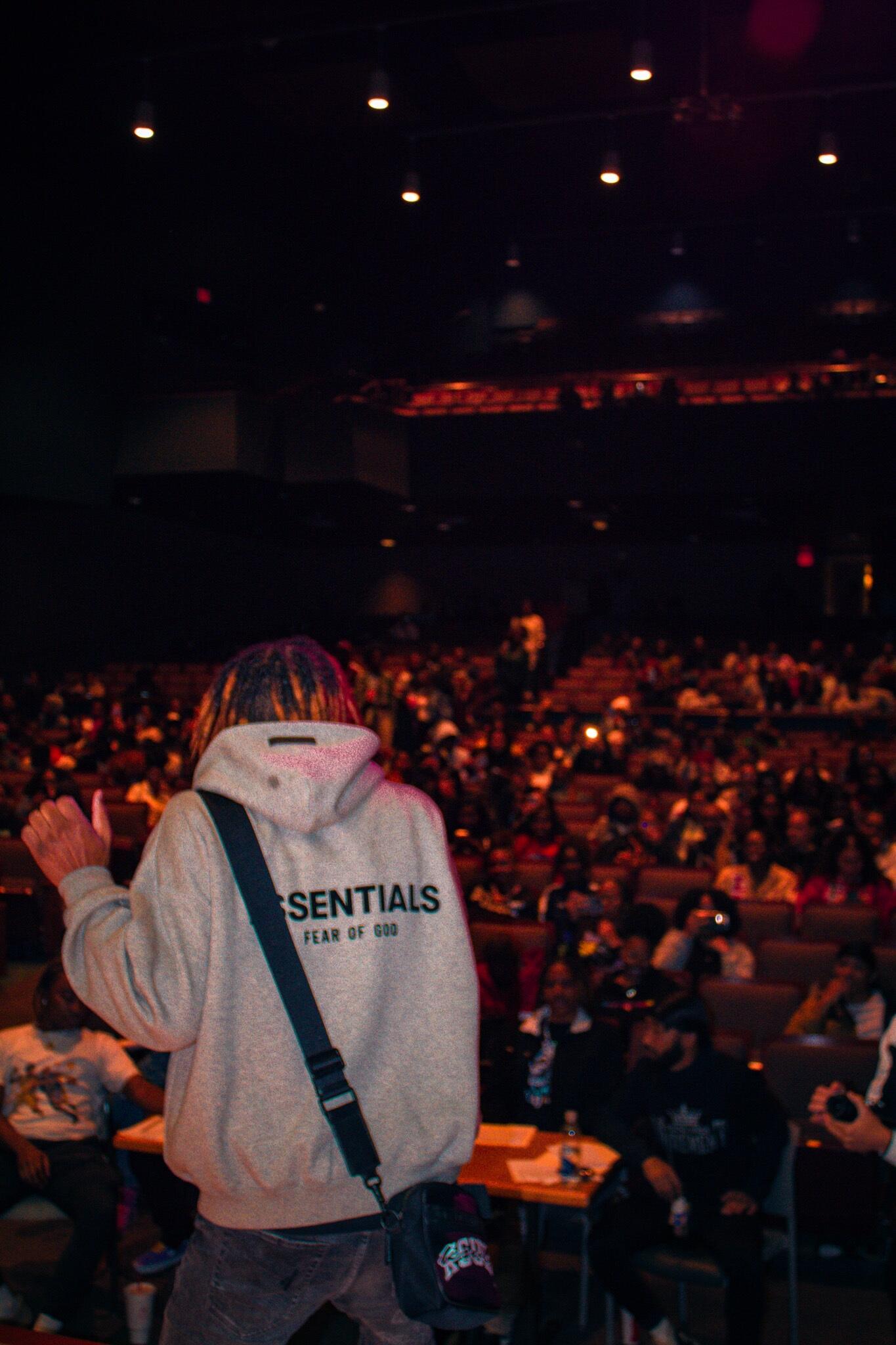 Uniquely Mixing New Age Rap And His Very Own Style, Saevus Plans To Take Over The Music Scene On His Own Terms.