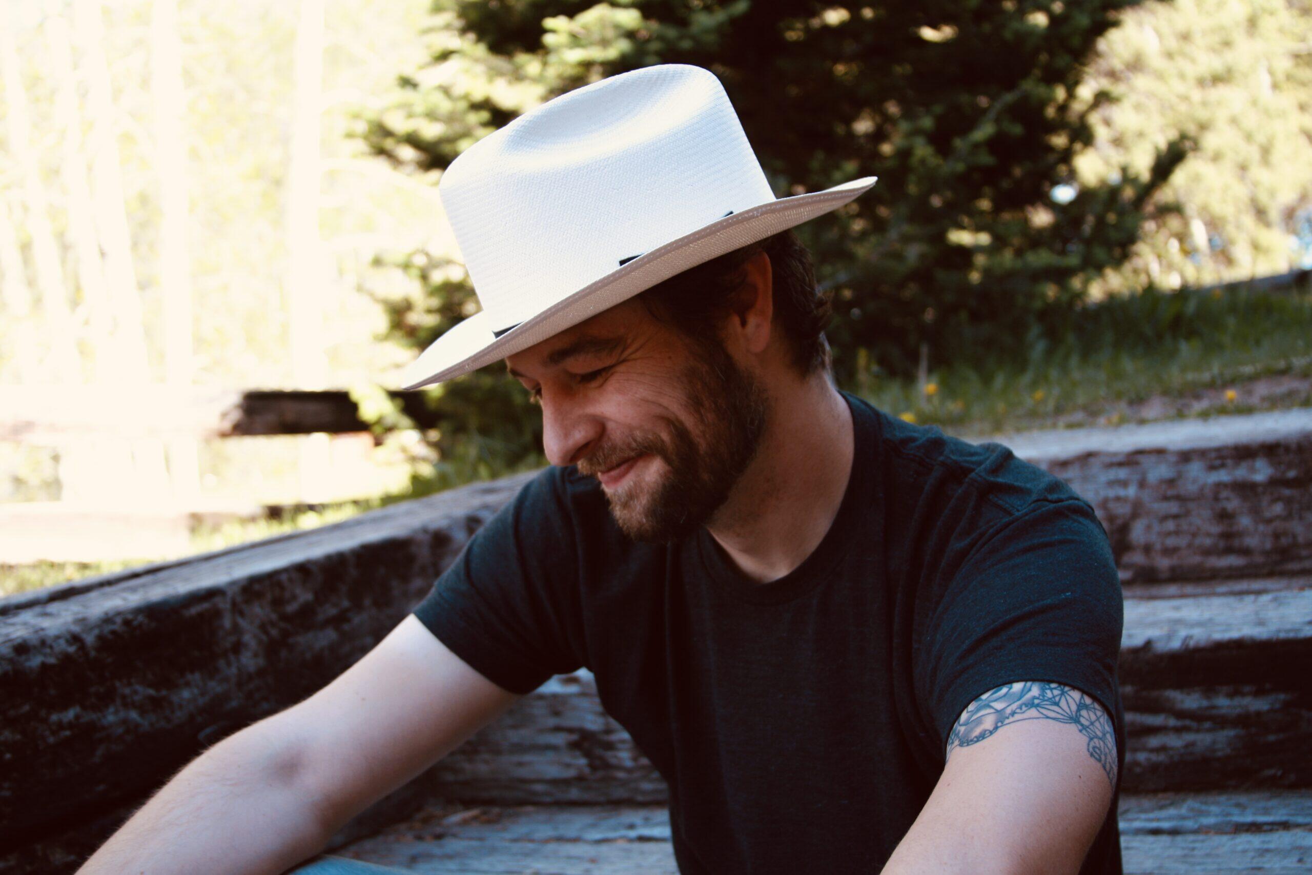 Up-and-Coming Singer Brandon Birdwell Bares His Heart Out In New Single: “Wasted Days” Set To Hit The Stores